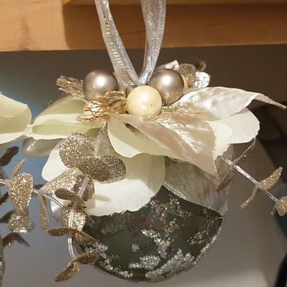 Set of Handmade Ornaments! - Picture 4 of 14